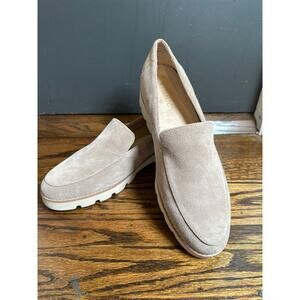 Vionic Kensley Taupe Suede Lug Platform Loafer Shoes Size 10 Excellent Condition